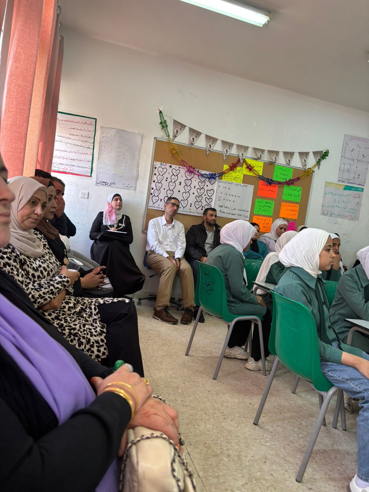 تربوية اليرموك تتابع الاداء المهني لخريجي الدبلوم العالي في اعداد المعلمين