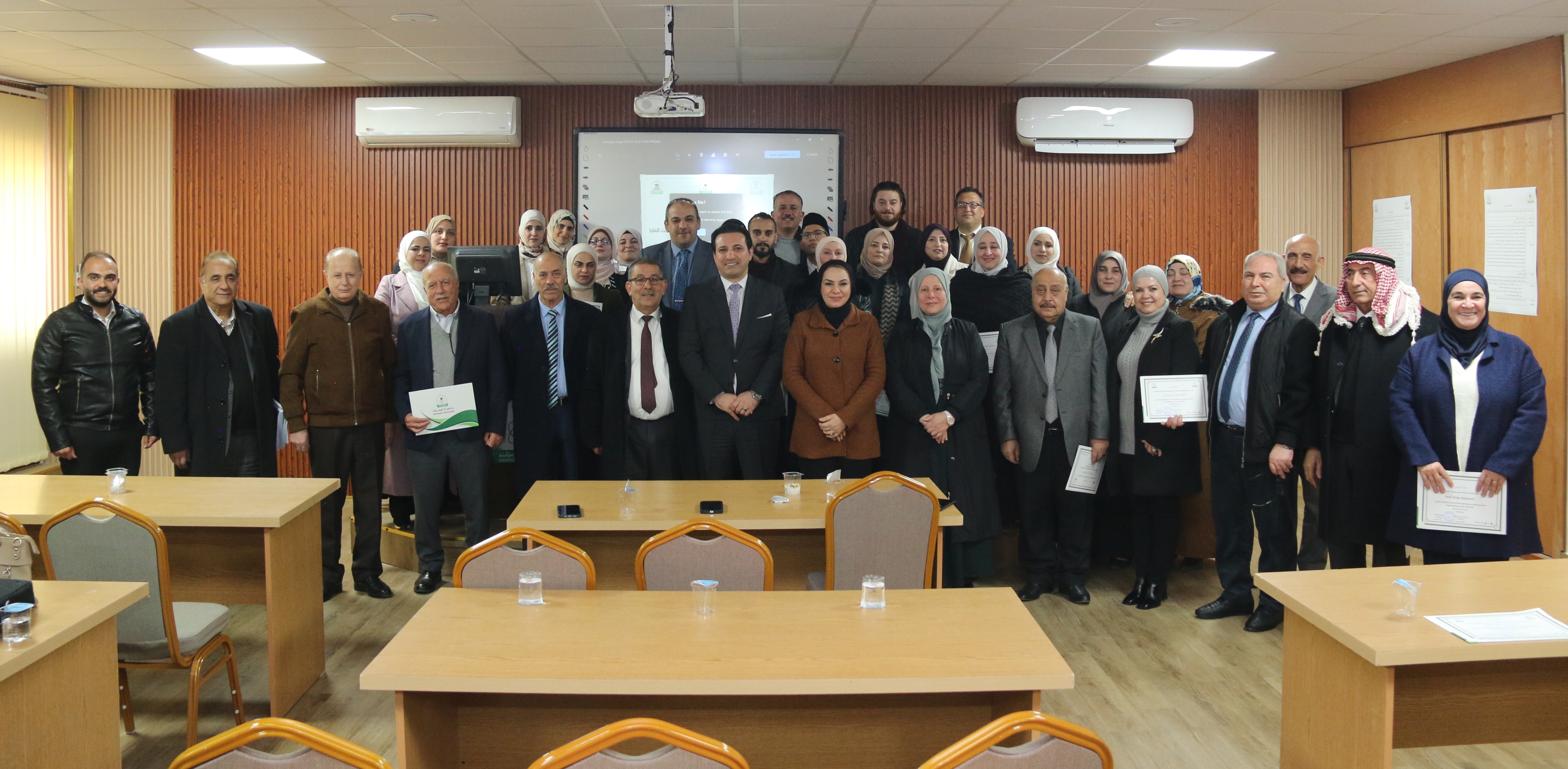 معرض للمشاريع البحثية لطلبة الدراسات العليا بكلية العلوم التربوية