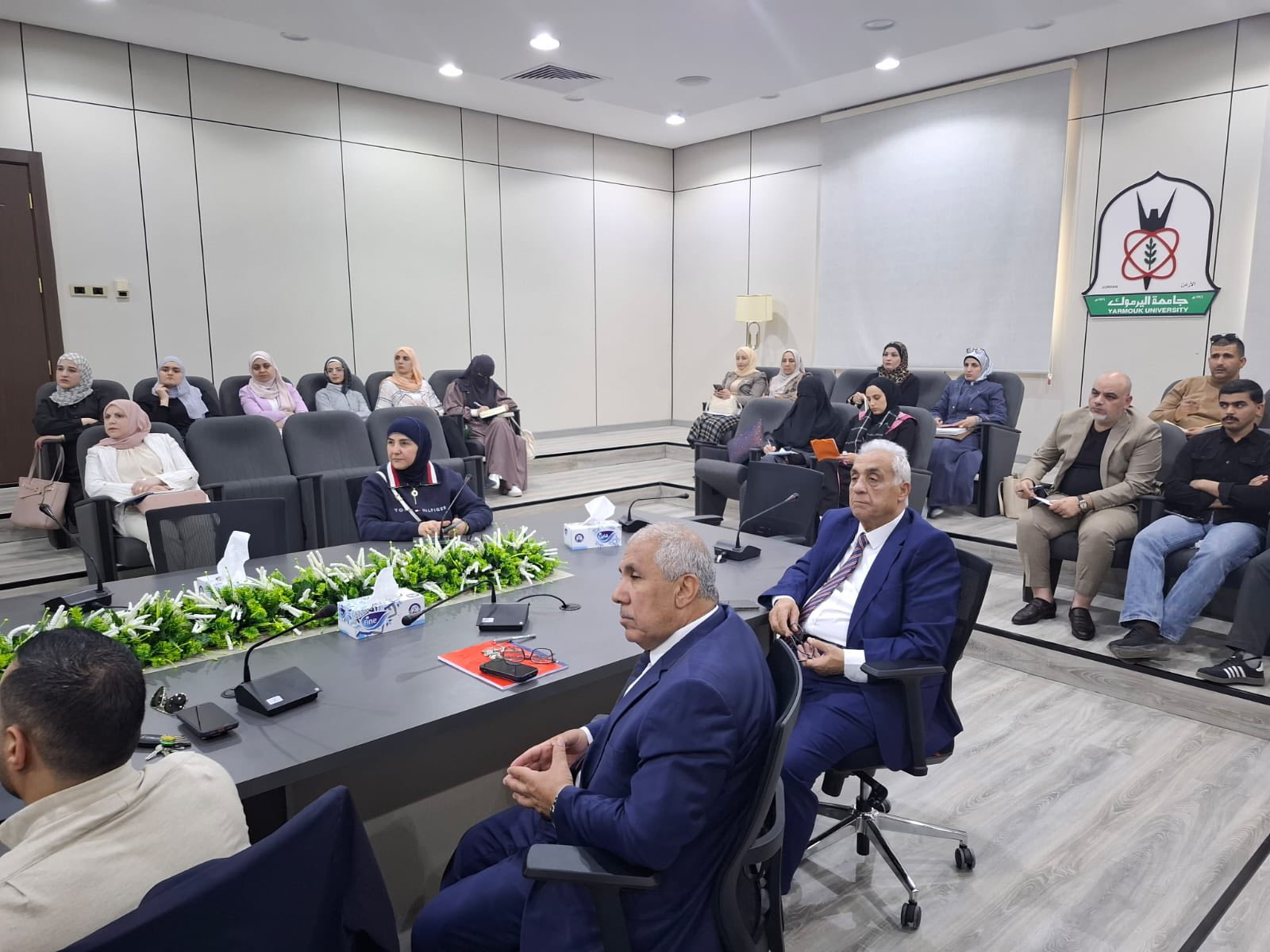 مشاركة كلية العلوم التربوية مع عمادة البحث العلمي والدراسات العليا