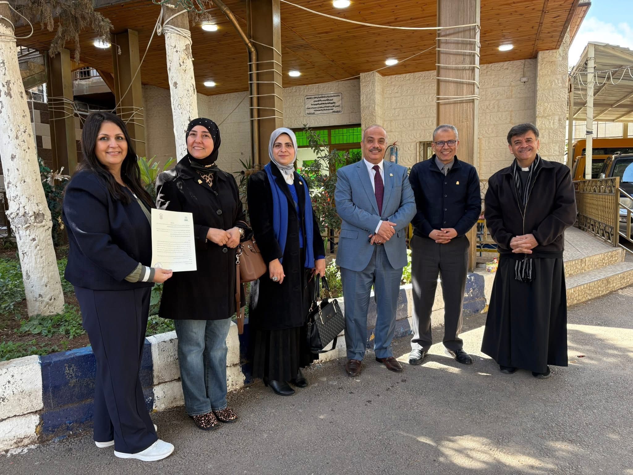 تربوية اليرموك تؤكد ديمومة شراكاتها مع الميدان التربوي بزيارة المدرسة الأسقفية العربية