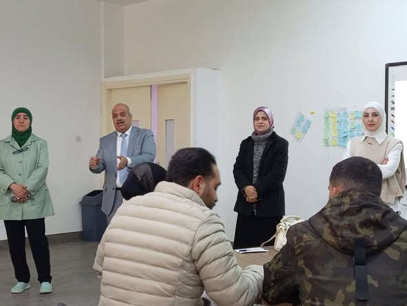 جولة تفقدية لمتابعة سير العملية التعليمية في برنامج الدبلوم العالي لإعداد المعلمين بجامعة اليرموك.