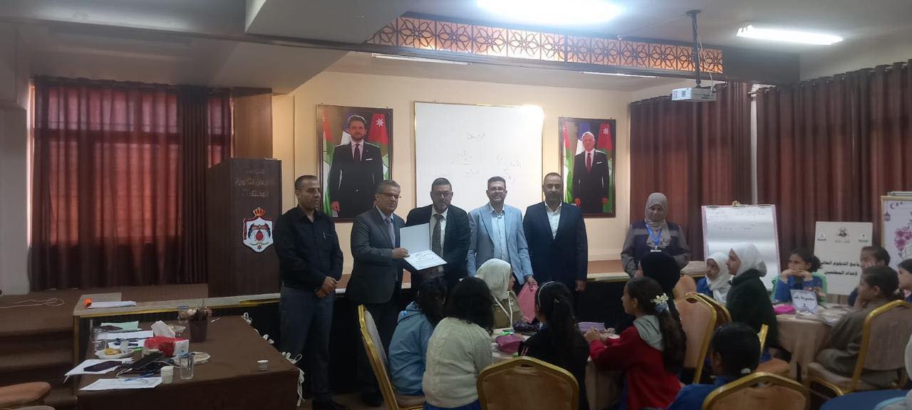 “تربوية اليرموك” تعزّز التعلم التفاعلي عبر العيادة التربوية والنفسية في الميدان المدرسي
